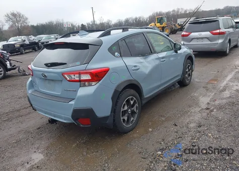 2018 Subaru Crosstrek 2.0I Premium из США, поврежденный, VIN JF2GTADC4J8211173